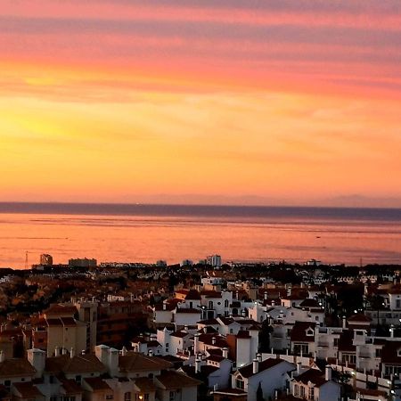 Sitio de Calahonda 4 Bedroom Holiday Townhouse In Riviera Del Sol With Sea Views المظهر الخارجي الصورة